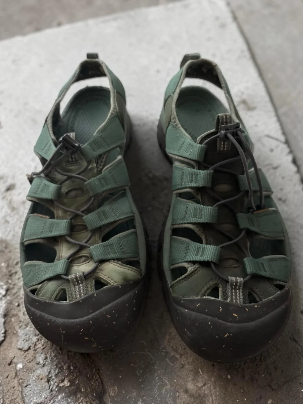 KEEN Newport H2 Men’s Size 15 Green Closed Toe Hiking Water Sandals
